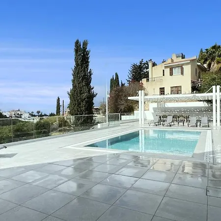 Villa Majestic Manor Tala