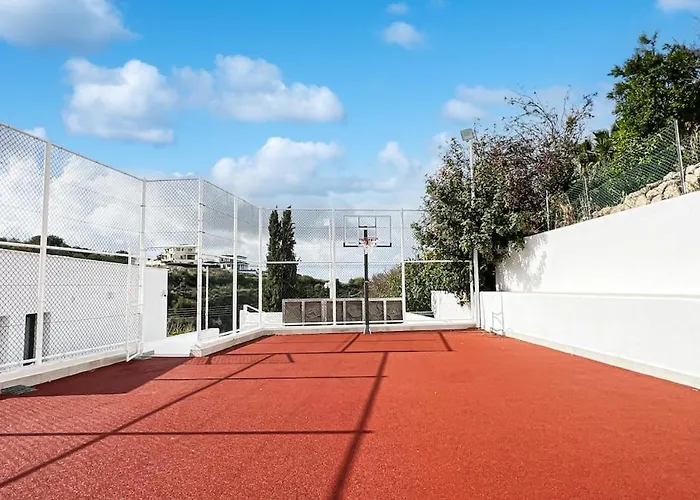 Villa Majestic Manor Tala