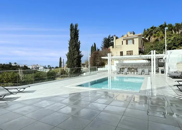 Villa Majestic Manor Tala