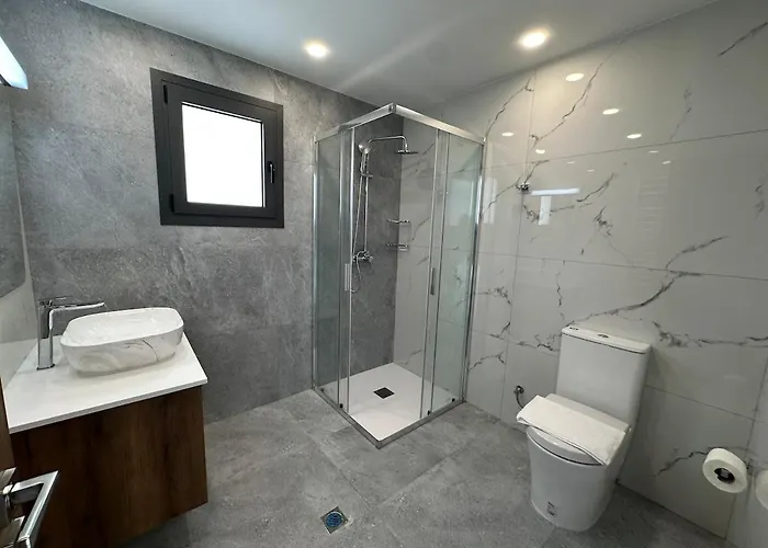 Majestic Manor Villa Tala