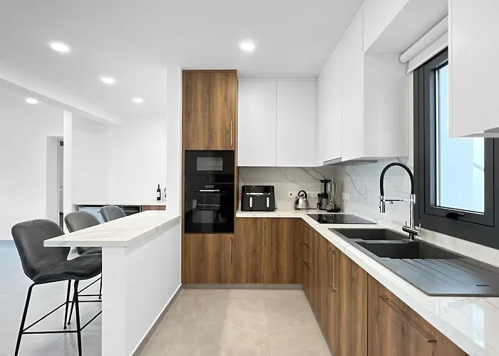 Villa Majestic Manor Tala